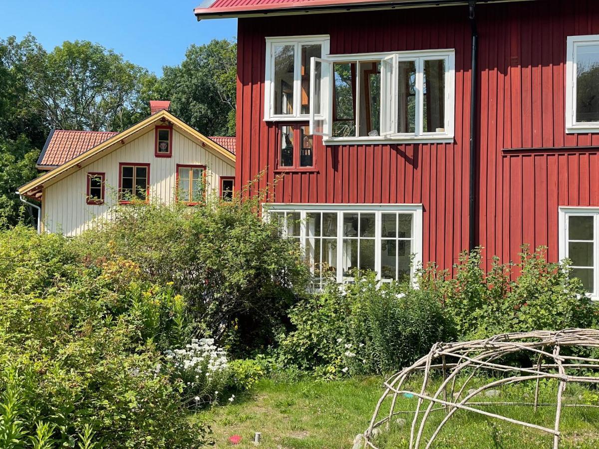 Summer Bnb Kaerlingesund Retreat Center Bed & Breakfast Uddevalla Exterior foto